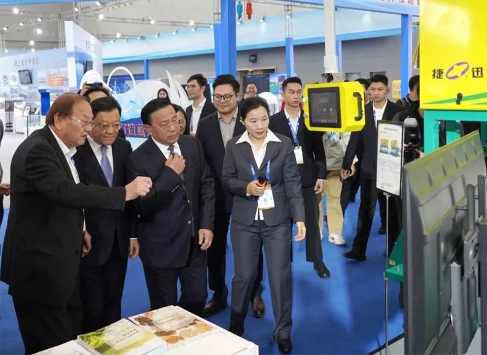 东升国际-「品质引领发展,专一成就将来」