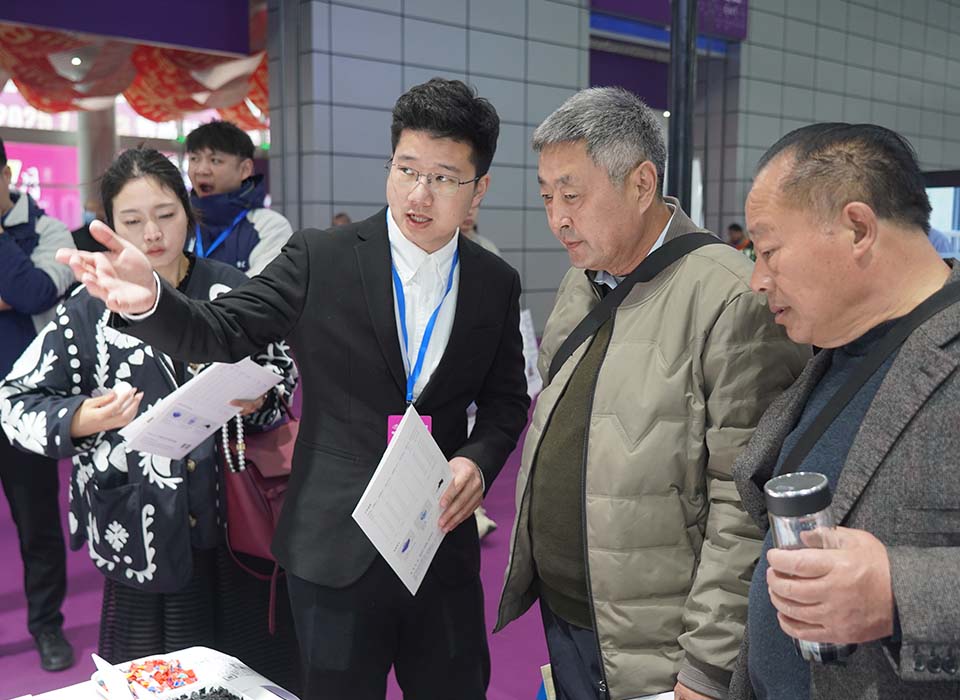东升国际-「品质引领发展,专一成就将来」